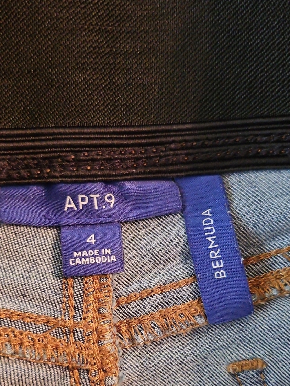 Apt. 9 - 2 Button Bermuda Shorts w/ Comfort Waistband - Size 4 - Picture 6 of 7